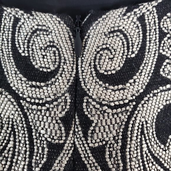 Talbots Collections Knee length Embroidered Skirt Sz 14 - Picture 6 of 12